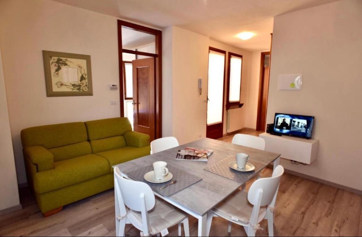 Casa Caterina - Riva Di Solto - Iseo Lake Luaran gambar